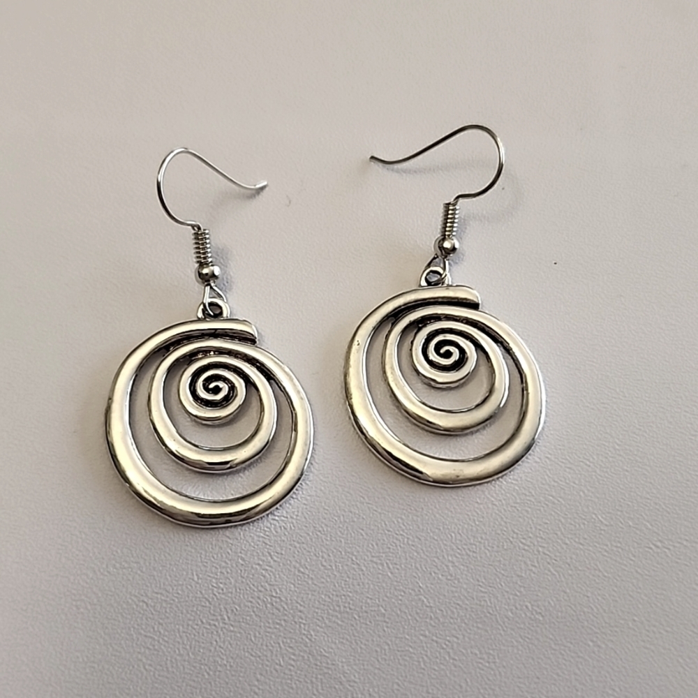 Boho Geometric Swirl Dangle Earrings EB